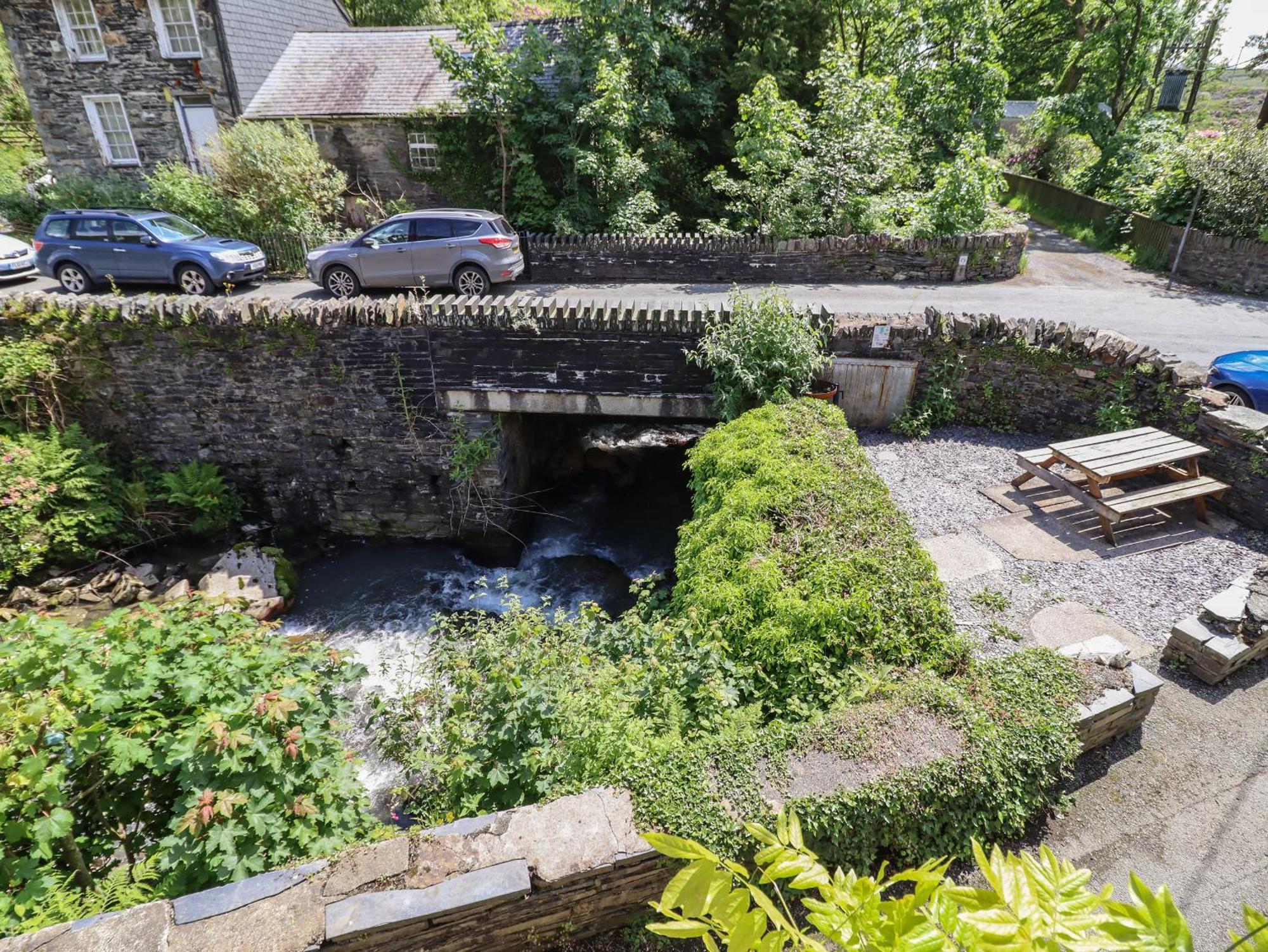 3 Barlwyd Terrace Villa Blaenau Ffestiniog Exterior photo